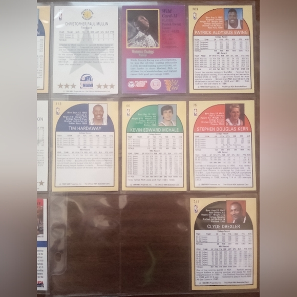 Lot of 16 Basketball Cards - Picture 4 of 4